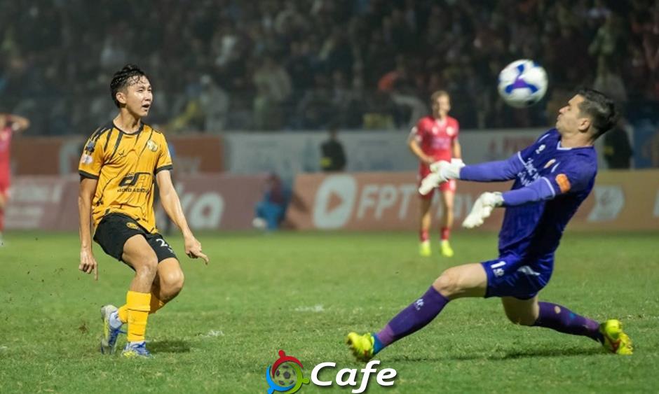 Kết quả Thanh Hóa 1-3 CAHN: Văn Hậu ghi siêu phẩm