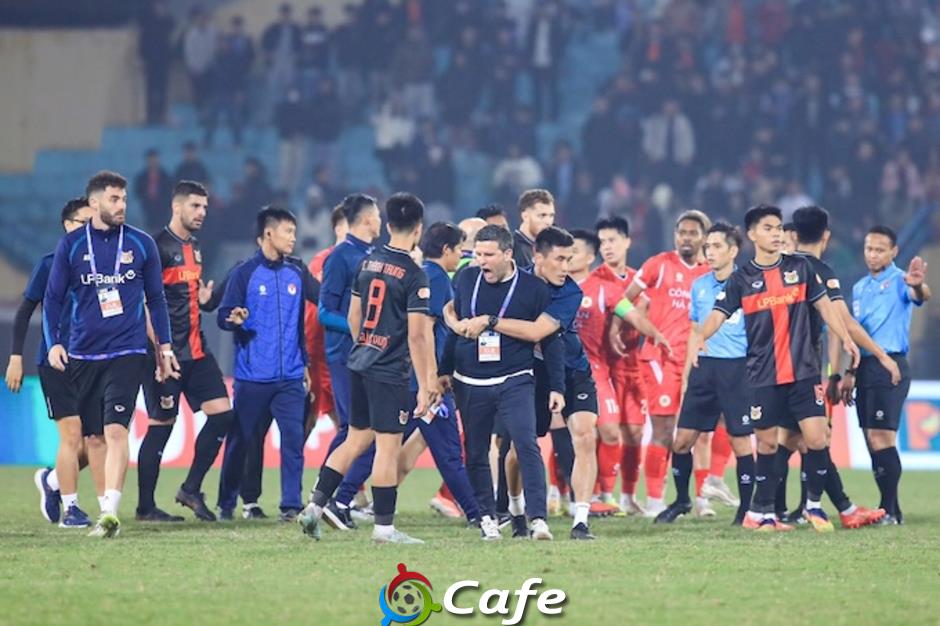 Trước vòng 13 V.League 2025/26: HLV Chu Đình Nghiêm về lại Hàng Đẫy!