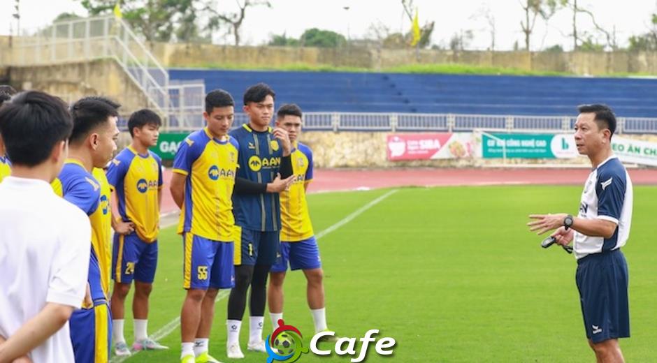 Trước vòng 7 V.League 2025/26: Khó cho các đội nhóm cuối Trước vòng 7 V.League 2025/26: Khó cho các đội nhóm cuối